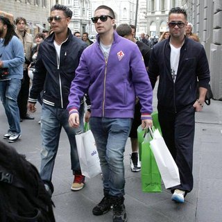 DJ Pauly D, Vinny Guadagnino, The Situation in Casts Shopping in Florence While Flming The Reality Show 'Jersey Shore'