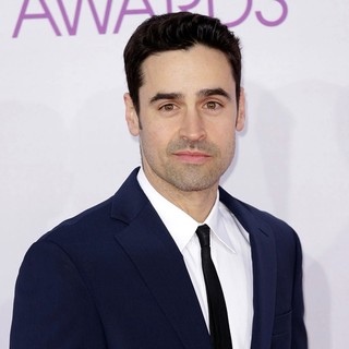 Jesse Bradford in People's Choice Awards 2013 - Red Carpet Arrivals