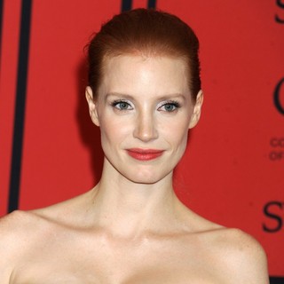Jessica Chastain in 2013 CFDA Awards - Arrivals - jessica-chastain-2013-cfda-awards-04