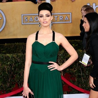 Jessica Pare in 19th Annual Screen Actors Guild Awards - Arrivals
