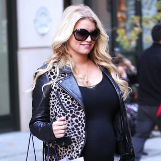 Jessica Simpson in Jessica Simpson Is Seen Exiting Her Manhattan Hotel