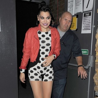 Jessie J Leaving The Blackberry BBM Party - jessie-j-leaving-blackberry-bbm-party-02