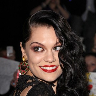 Jessie J in The MOBO Awards 2011 - Arrivals