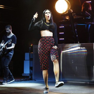 Jessie J in Jessie J Performing Live on Stage