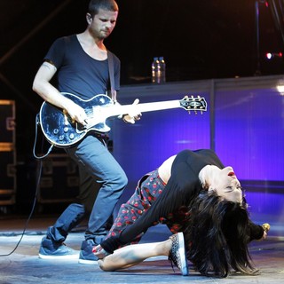 Jessie J in Jessie J Performing Live on Stage