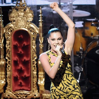 Jessie J in Jessie J Performs at The VIP Room Theatre