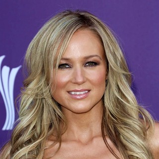 Jewel Kilcher in 48th Annual ACM Awards - Arrivals - jewel-kilcher-48th-annual-acm-awards-03