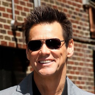 Jim Carrey in Jim Carrey Outside The Ed Sullivan Theater for The Late Show with David Letterman