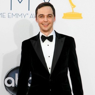 Jim Parsons in 64th Annual Primetime Emmy Awards - Arrivals - jim-parsons-64th-annual-primetime-emmy-awards-01