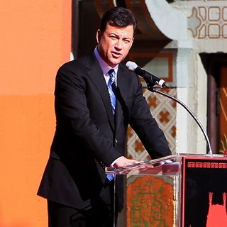 Jimmy Kimmel in Stars of The Twilight Saga Films Are Honoured with A Hand and Footprint Ceremony