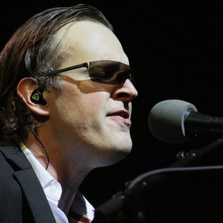 Joe Bonamassa in Joe Bonamassa Performing at The Hard Rock Live