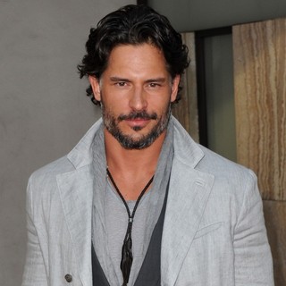 Joe Manganiello in Los Angeles Premiere for The Fifth Season of HBO's Series True Blood - Arrivals