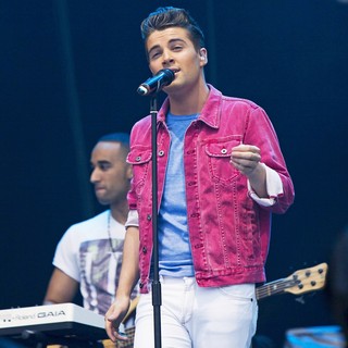 Joe McElderry in BT London Live - Performances