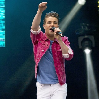 Joe McElderry in BT London Live - Performances