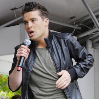 Joe McElderry in Leeds Pride 2012