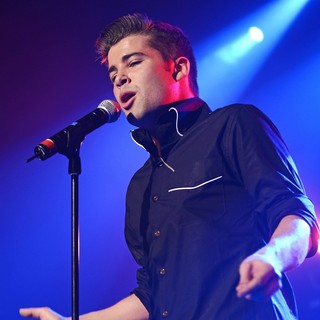 Joe McElderry in Joe McElderry Performing Live