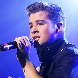 Joe McElderry in Joe McElderry Performing Live