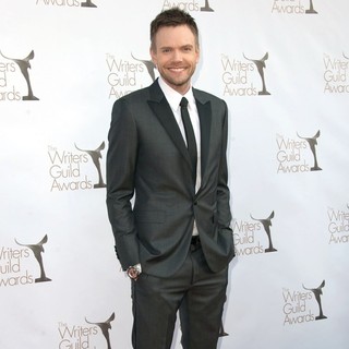 Joel McHale in The 2012 Writers Guild Awards