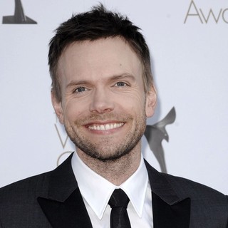 Joel McHale in The 2012 Writers Guild Awards