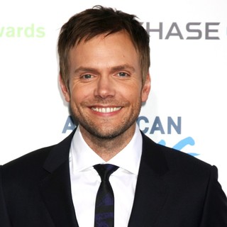 Joel McHale in 2nd Annual American Giving Awards - Arrivals