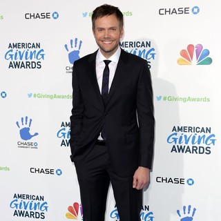 2nd Annual American Giving Awards - Arrivals