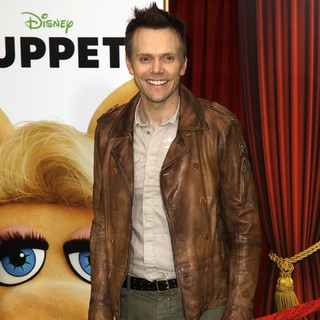 Joel McHale in The Premiere of Walt Disney Pictures' The Muppets - Arrivals