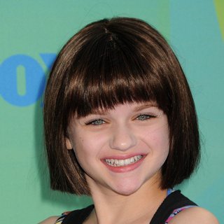 Joey King in 2011 Teen Choice Awards