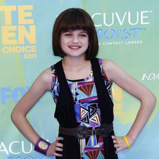 Joey King in 2011 Teen Choice Awards