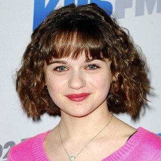 Joey King in KIIS FM's Jingle Ball 2012 - Arrivals