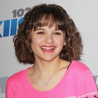 Joey King in KIIS FM's Jingle Ball 2012 - Arrivals