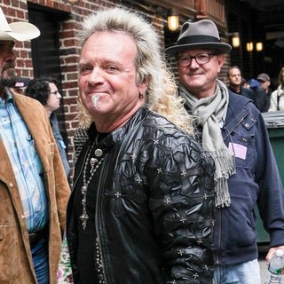Joey Kramer, Aerosmith in Aerosmith Visits The Late Show with David Letterman