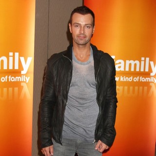 Joey Lawrence in The Disney ABC Television Group May 2011 Press Junket - Arrivals