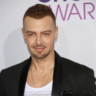 People's Choice Awards 2013 - Red Carpet Arrivals