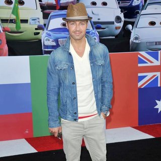 Joey Lawrence in The Los Angeles Premiere of Cars 2 - Arrivals