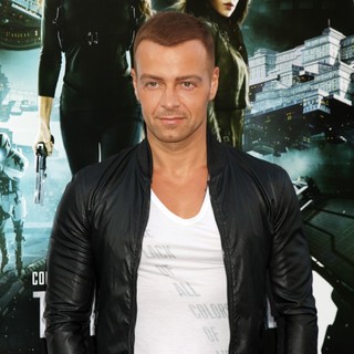 Joey Lawrence in Los Angeles Premiere of Total Recall
