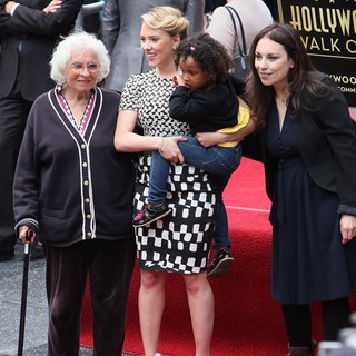 Scarlett Johansson, Melanie Sloan in Scarlett Johansson Is Honored with A Star on The Hollywood Walk of Fame