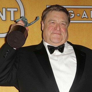John Goodman in 19th Annual Screen Actors Guild Awards - Press Room