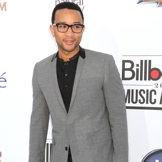 John Legend in 2012 Billboard Music Awards - Arrivals