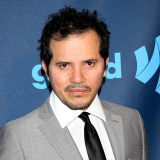 John Leguizamo in 24th Annual GLAAD Media Awards - Arrivals - john-leguizamo-24th-annual-glaad-media-awards-01