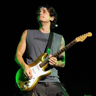 John Mayer in John Mayer Performs on The Final Night of his Bottle Studies Tour