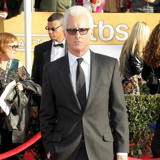 John Slattery in 19th Annual Screen Actors Guild Awards - Arrivals - john-slattery-19th-annual-screen-actors-guild-awards-02