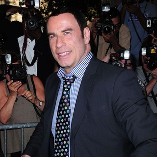 John Travolta in New York Premiere of Savages - Outside Arrivals - john-travolta-ny-premiere-savages-02