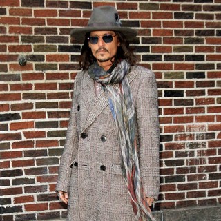 Johnny Depp in Celebrities Outside of The Ed Sullivan Theater for The Late Show with David Letterman