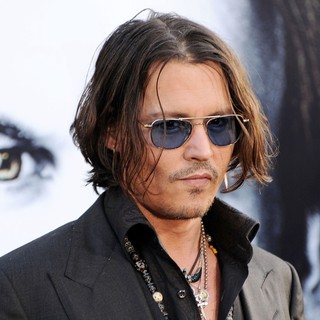 Johnny Depp in Dark Shadows Premiere