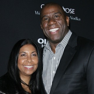 Magic Johnson in Los Angeles Premiere of Olympus Has Fallen - johnson-premiere-olympus-has-fallen-01