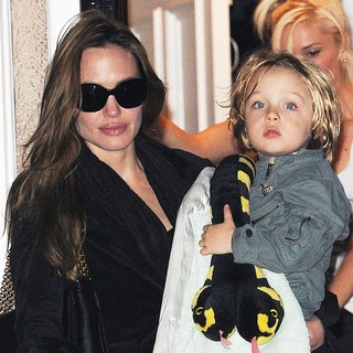 Angelina Jolie, Knox Leon in Angelina Jolie Takes Her Children to Visit Gwen Stefani