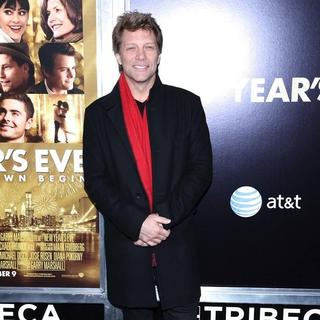 Bon Jovi in New York Premiere of New Year's Eve - Arrivals - jon-bon-jovi-ny-premiere-new-year-s-eve-01