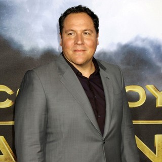 Jon Favreau in Cowboys and Aliens Premiere - Arrivals