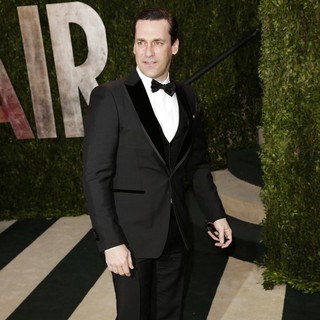 Jon Hamm in 2013 Vanity Fair Oscar Party - Arrivals