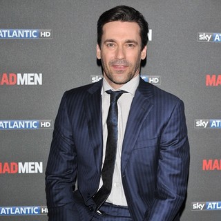 Jon Hamm in Photocall to Promote The Fifth Season of Mad Men